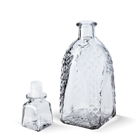 Бутылка (штоф) "Арка" стеклянная 0,5 литра с пробкой  в Владивостоке